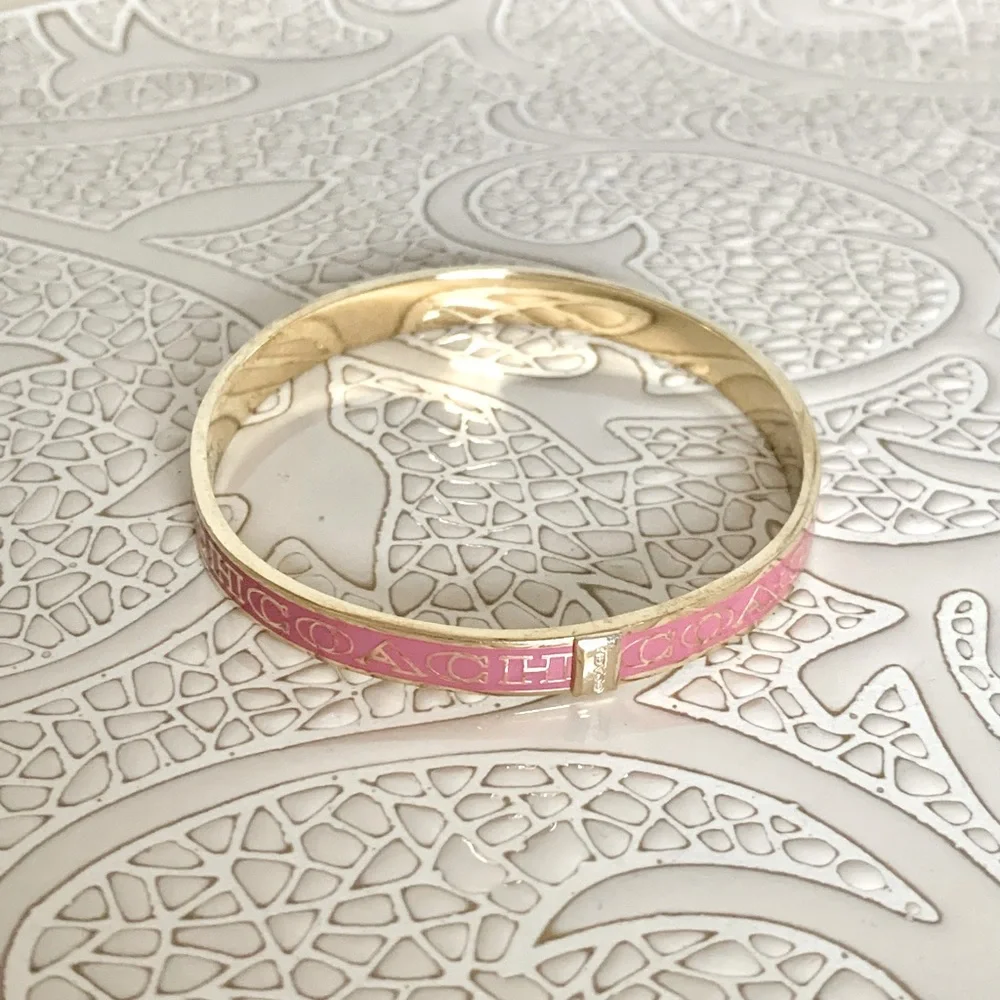 ✨NEW✨COACH PINK & GOLD BANGLE BRACELET - Picture 9 of 9